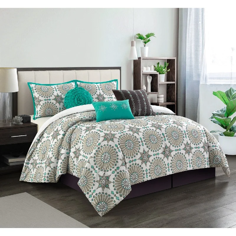 Full - size comforters suitable for full - sized beds in guest rooms or small bedroomsNanshing Darla 7-Piece Geometric Comforter Set