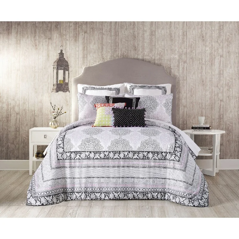 Duck down comforters with a softer feel and good warmth retentionJessica Simpson Asana Comforter Set