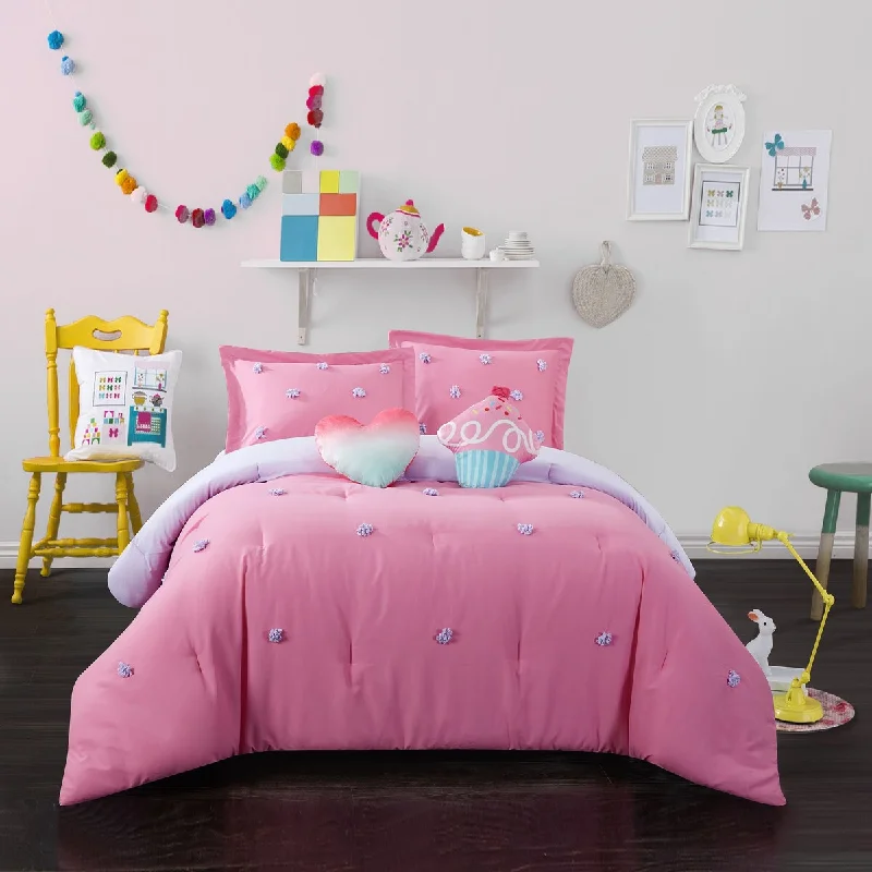 Duck down comforters with a softer feel and good warmth retentionHeritage Kids Pom-Pom Pink Kids Comforter Set