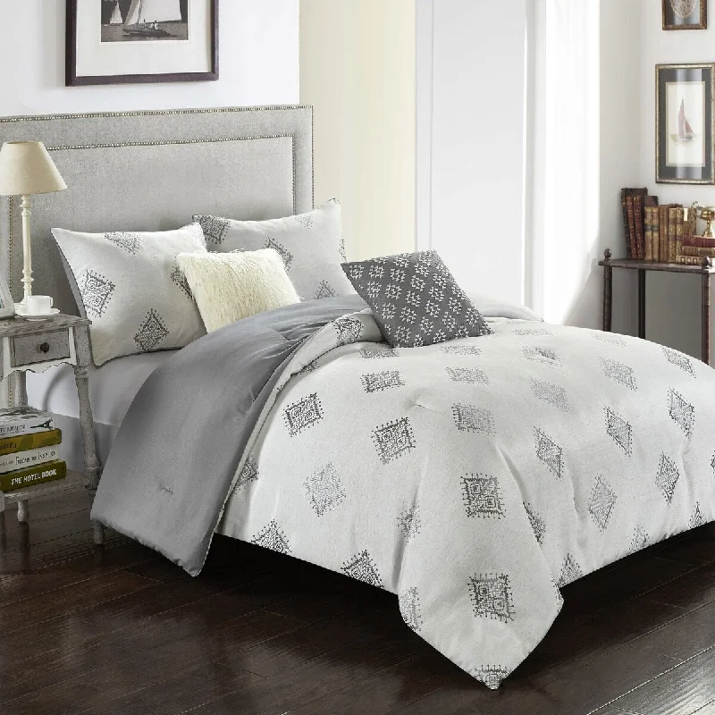 Latex - filled comforters with a bouncy texture and good supportEmbroidered Diamond Shape Comforter Set, Twin XL, White and Grey