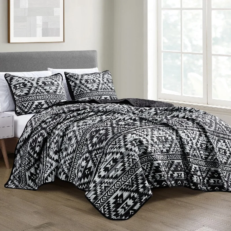 Down - filled comforters for supreme warmth and lightnessWellco 3 Piece All Season Soft Polyester Bedding Comforter Set