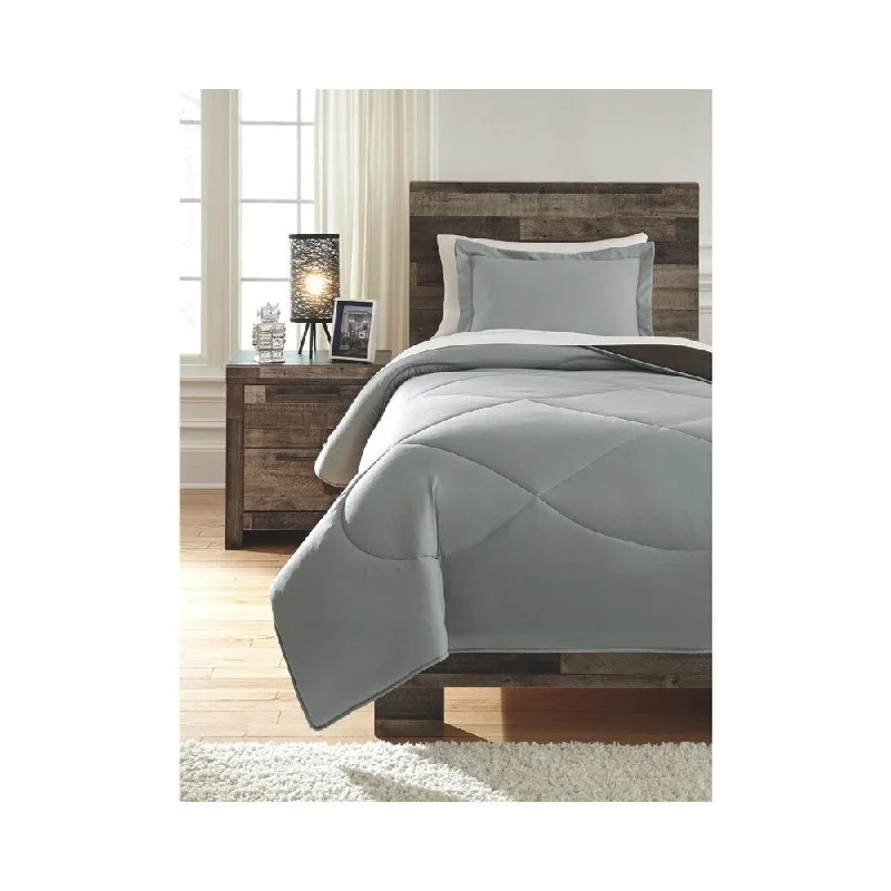 Latex - filled comforters with a bouncy texture and good supportMassey Comforter Set