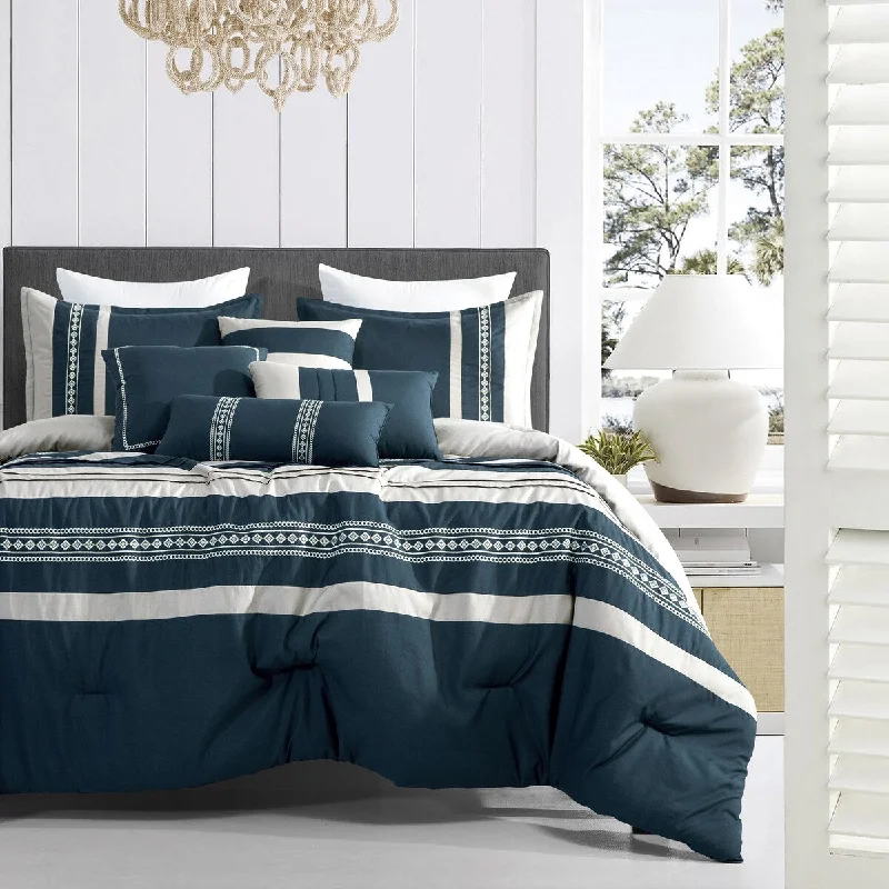 Down - filled comforters for supreme warmth and lightnessINGALLS Luxury 7 Piece Comforter Set