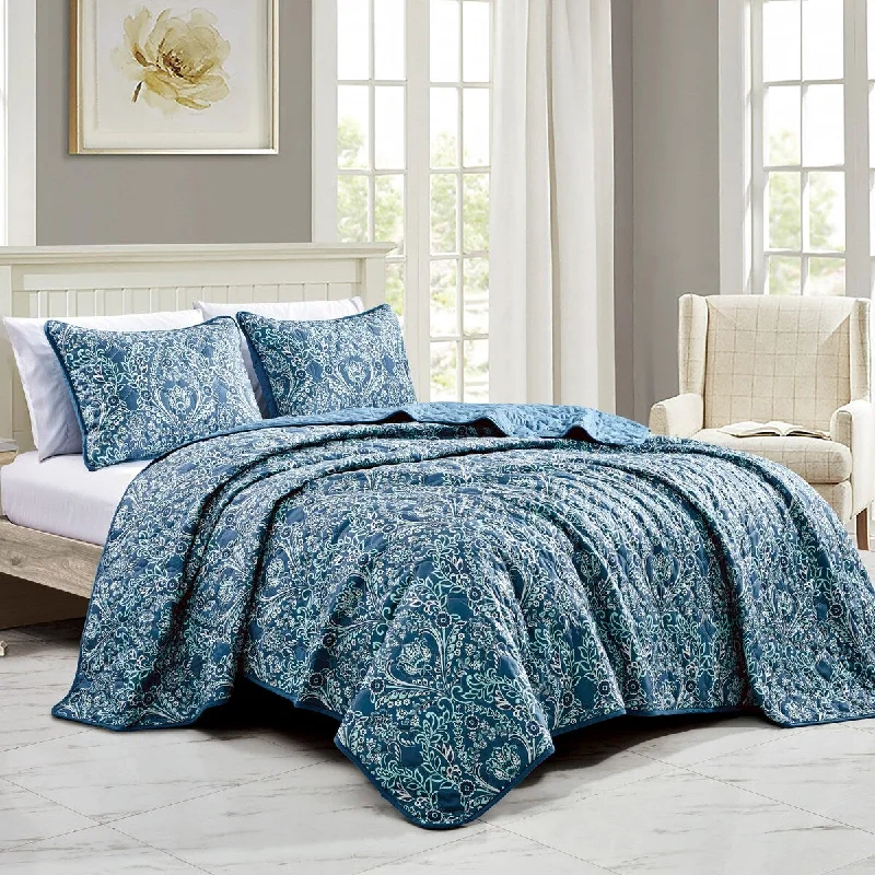 Silk - filled comforters for a luxurious and smooth touchWellco 3 Piece All Season Soft Polyester Bedding Comforter Set