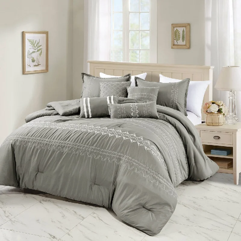 Queen - size comforters for standard queen - sized mattressesYamilla Luxury 7 Piece Comforter Set