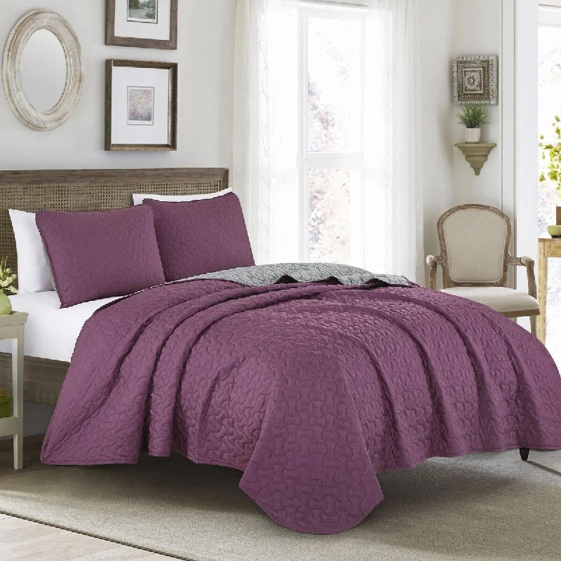 Wool - filled comforters with natural moisture - wicking and temperature - regulating featuresShatex Daryl 7PC COMFORTER SET