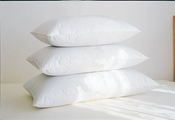 Velvet Pillows for a Touch of EleganceSupremium Soft Hungarian Goose Down Pillow (Level 2)