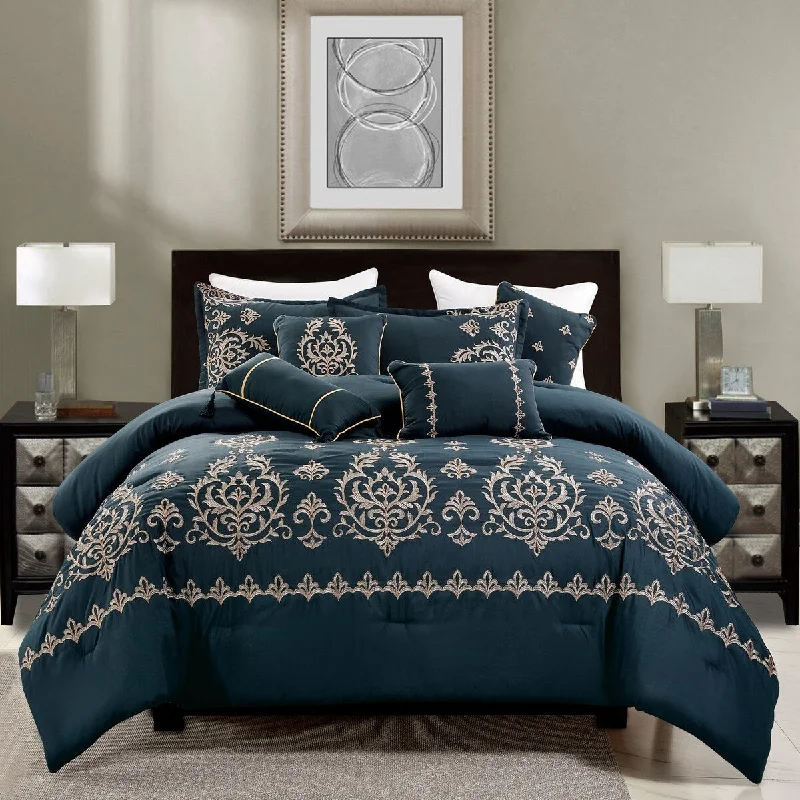 Cotton - filled comforters for a breathable and natural sleep experienceHUDA Luxury 7 Piece Comforter