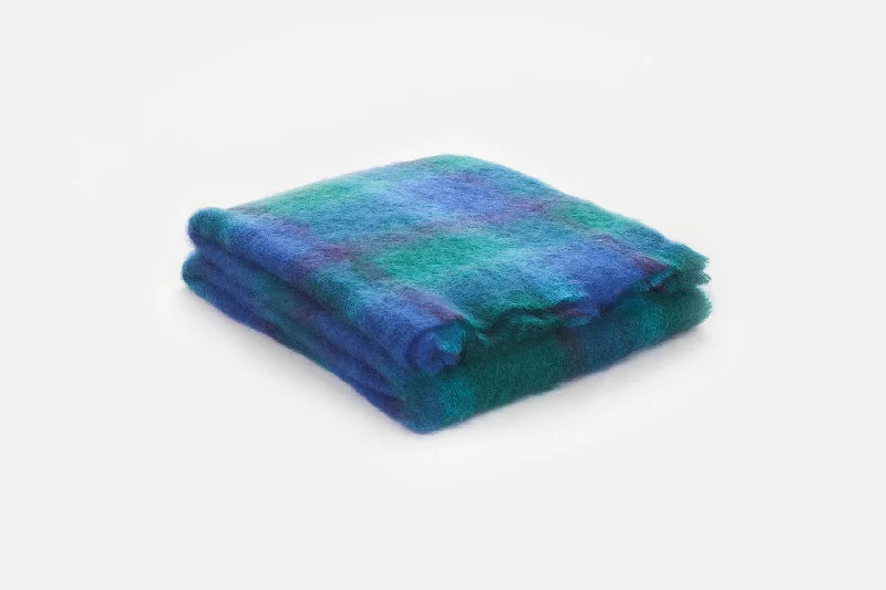 Mohair blankets with a unique sheen and softnessAscot Drumin Mohair Throw Blanket