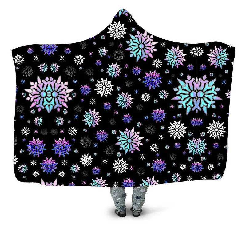 Alpaca wool blankets for a hypoallergenic and warm optionFestive Night Sky Hooded Blanket