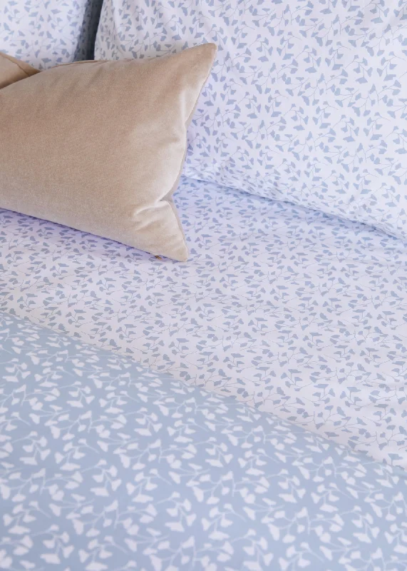 Silk blankets with a smooth and elegant touchFoxford Blue Petal Fitted Sheet - Single