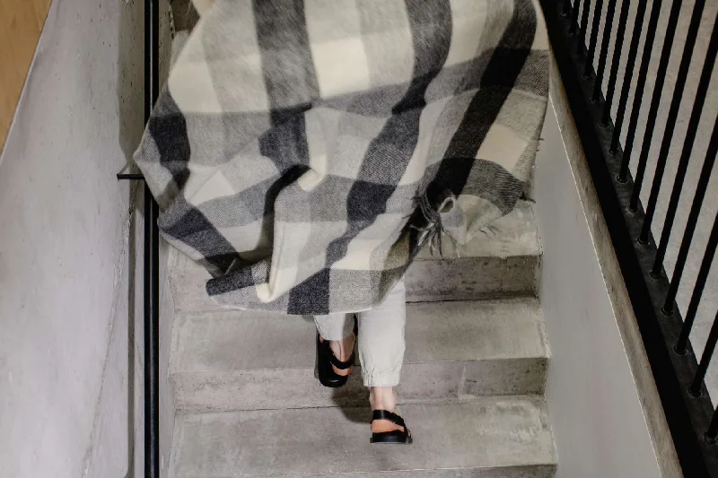 Cashmere blankets for ultimate softness and luxuryGrey Plaid Ullard Irish Wool Throw Blanket