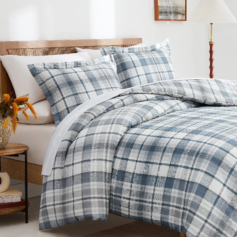 Button - closure duvet covers for a classic and secure fasteningHighland Cotton Duvet Cover Set