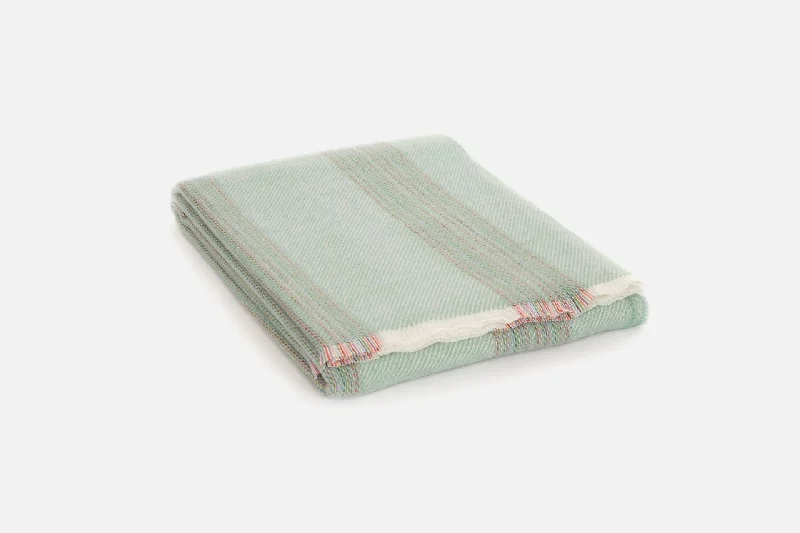 Chenille blankets with a thick and fuzzy textureJade Seskin Lambswool Throw Blanket