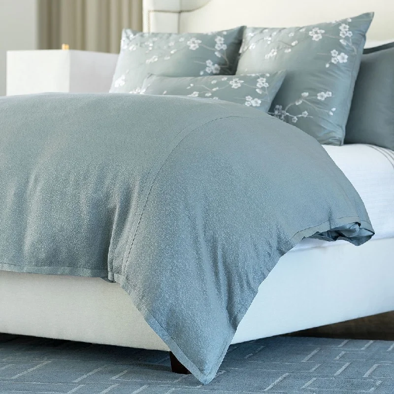 Egyptian cotton duvet covers for a luxurious and soft feelGia Blue Cotton Silk Bedding by Lili Alessandra