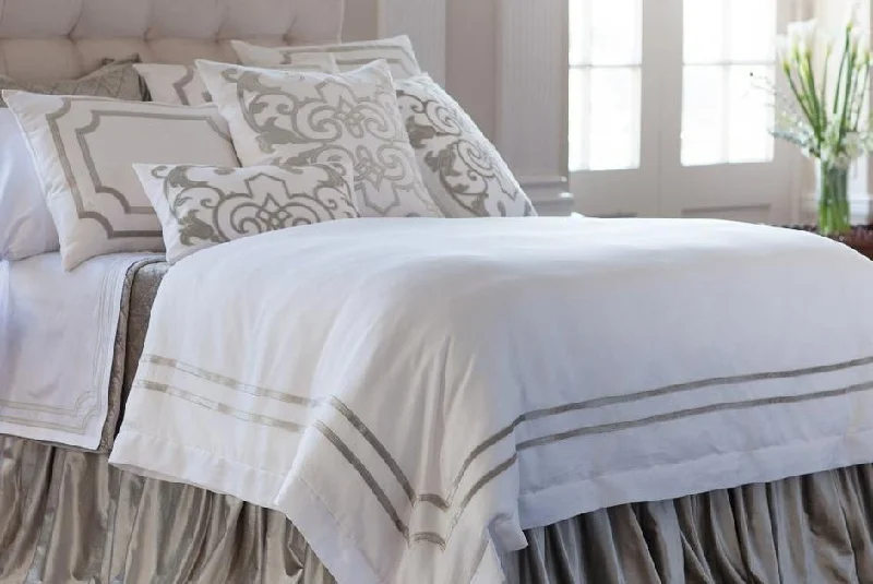 High - end luxury duvet covers for a top - tier sleep experienceSoho Ice Silver Bedding by Lili Alessandra