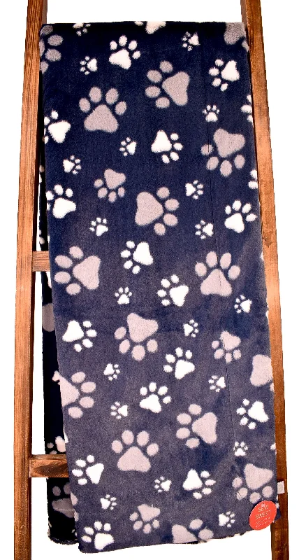 Fleece blankets for a cozy and plush texturePawsome Navy - OMG Casey