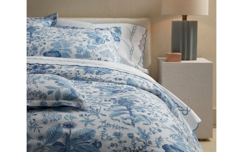 Machine - washable duvet covers for hassle - free cleaningPomegranate Linen Bedding in Porcelain Blue | Matouk Schumacher