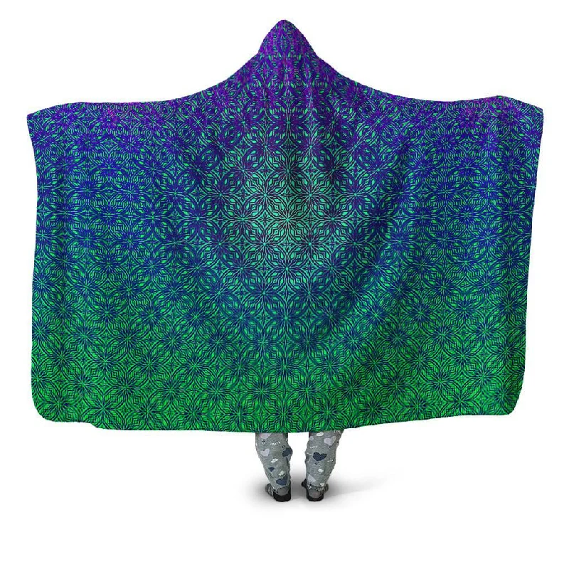 Fleece blankets for a cozy and plush texturePsy Mosik Sea Hooded Blanket