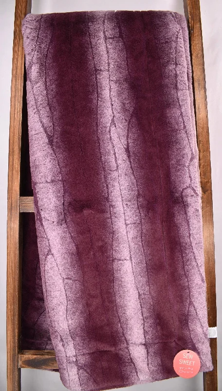 Chenille blankets with a thick and fuzzy textureSahara Plumwine - OMG Nicole