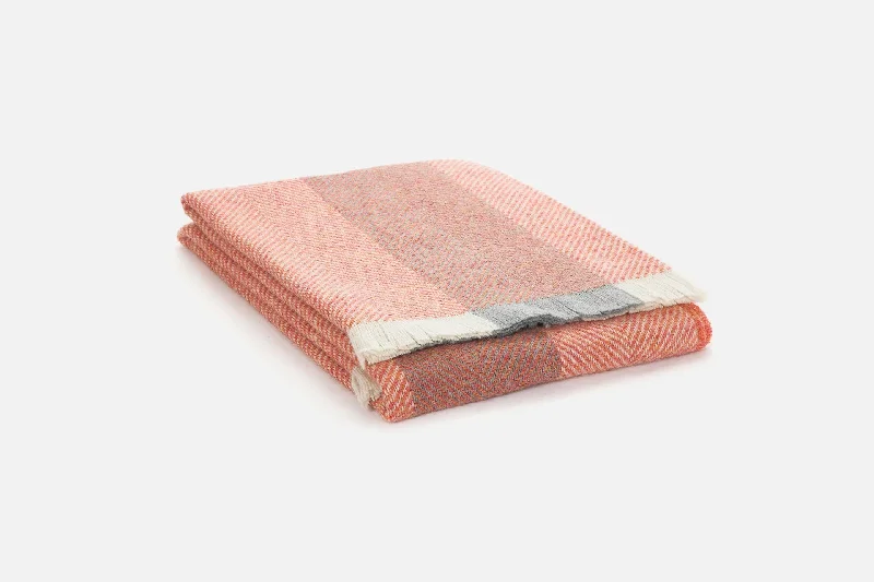 Synthetic fiber blend blankets for a budget - friendly choiceSalmon Corrán Irish Wool Throw Blanket