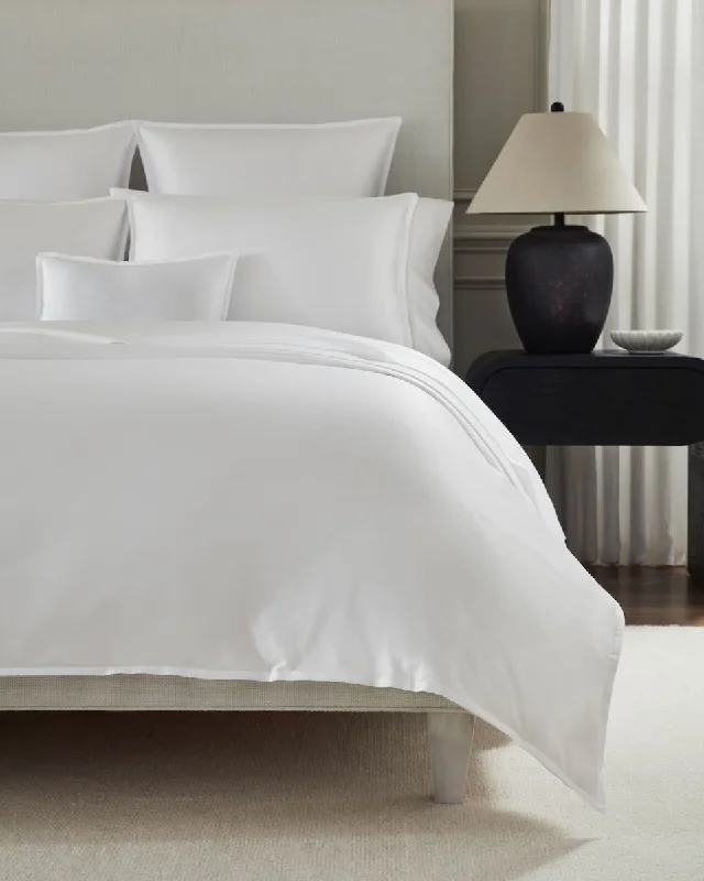 Paisley - printed duvet covers for an exotic and elegant appearanceGiza 45 Corto Sateen White Bedding by Sferra