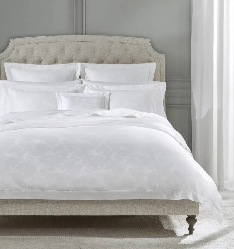 Clearance - priced duvet covers for a great deal on last - season modelsBed duvet covers to enhance the comfort and aesthetics of the bedroomGiza 45 Natura White Bedding by Sferra