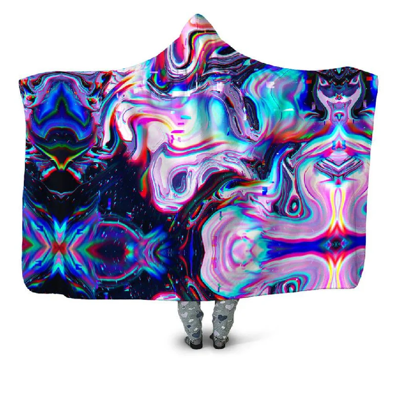 Microfiber blankets that are durable and easy to care forSimulation Break Hooded Blanket