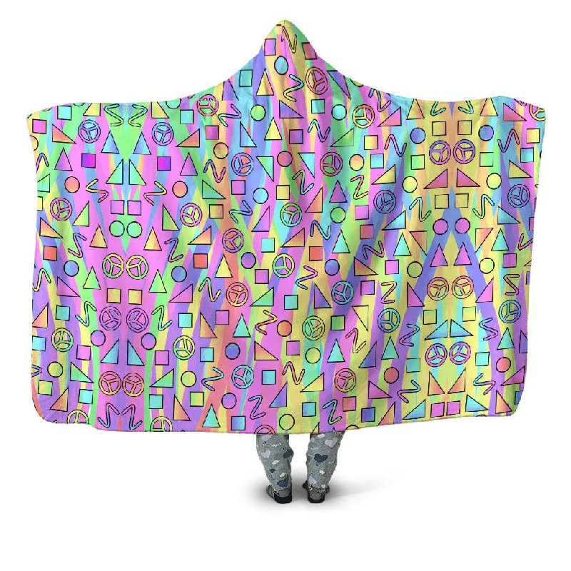 Recycled polyester blankets for an eco - conscious optionTrippy Retro Peace Signs Hooded Blanket