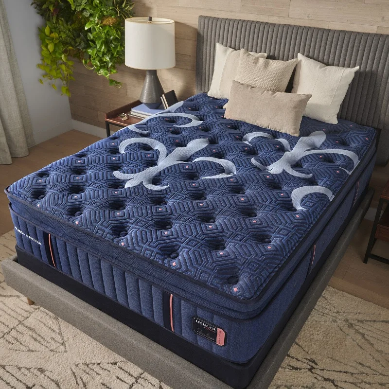 Wool - filled mattresses for natural insulation and moisture - wickingStearns & Foster Lux Estate Firm Pillowtop Mattress